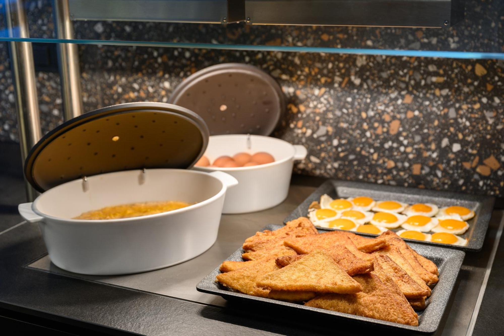 Hilton Garden Inn Debrecen City Center 외부 사진
